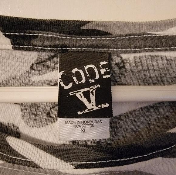 XL CODE V Camo T-Shirt - Picture 3 of 4